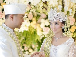 Reaksi Zaskia Gotik Soal Masih Dibayangi Masa Lalu Suami dengan Imel Putri