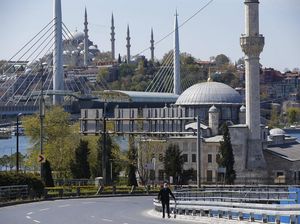5 Wisata Bangunan Bersejarah Istanbul yang Tak Jauh dari Hagia Sophia 5 Wisata Bangunan Bersejarah Istanbul yang Tak Jauh dari Hagia Sophia