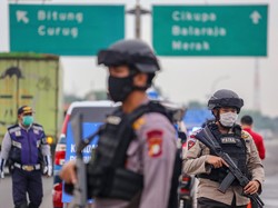1.689 Kendaraan di Bitung-Cikarang Barat Dihalau Agar Tak Mudik