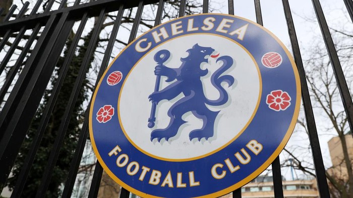 LONDON, ENGLAND - MARCH 14: General view outside Stamford Bridge stadium home of Chelsea. All Premier League matches are postponed until at least April 3rd due to the Coronavirus Covid-19 pandemic at Stamford Bridge on March 14, 2020 in London, England. (Photo by Catherine Ivill/Getty Images)