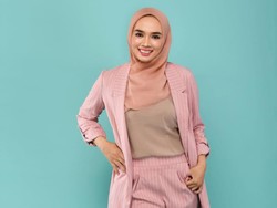 Penyanyi Tera Rostiana Putuskan Hijrah Usai Dapat Hidayah