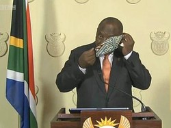 Ditertawakan karena Insiden Masker, Presiden Afsel Ikut Olok-olok Diri Sendiri