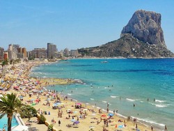 Peluang, Spanyol Segera Tawarkan Visa untuk Digital Nomad