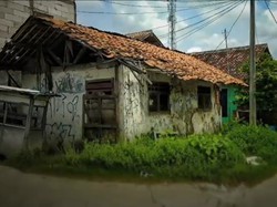 Nenek Ini Tinggal Sebatang Kara di Bekasi, Hidup Berbekal Kunjungan Warga