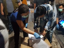 Percepat Penanganan Corona, Jabar Jemput 21 Ribu Reagen PCR dari Pusat