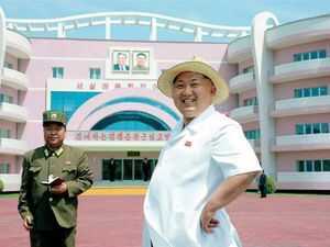 Teka-teki Keberadaan Kim Jong Un yang Kini Diisukan Sembunyi Teka-teki Keberadaan Kim Jong Un yang Kini Diisukan Sembunyi