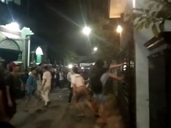 Camat Jelaskan Video Pemuda Rusak Pagar Warga Saat Sahur