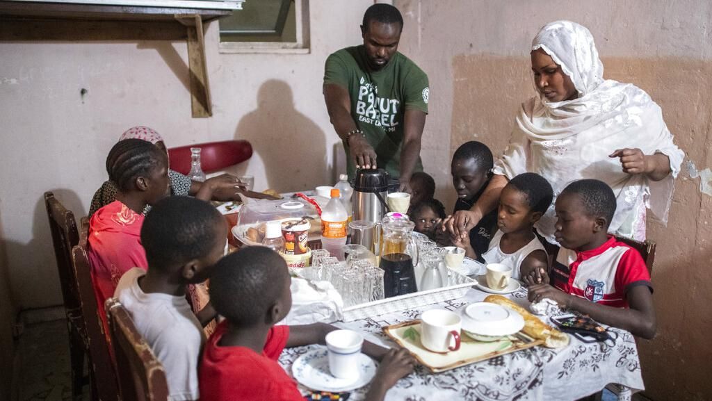 Potret Keseharian Umat Muslim Senegal Berpuasa di Kala Wabah Corona