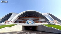 Sebagaimana dirangkum dari sejumlah sumber, Stadion Rungrado May Day ini menempati area seluas 20,7 hektare di Pulau Rungrado, Pyongyang. Kapasitasnya mencapai 114.000 walaupun ada yang mengklaim sampai 150.000 penonton. Istimewa/Dok. KCNA via stadiumdb.com.