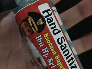 Kemendagri Minta Ganjar Tegur Bupati Klaten Soal Hand Sanitizer Berstiker Foto Kemendagri Minta Ganjar Tegur Bupati Klaten Soal Hand Sanitizer Berstiker Foto