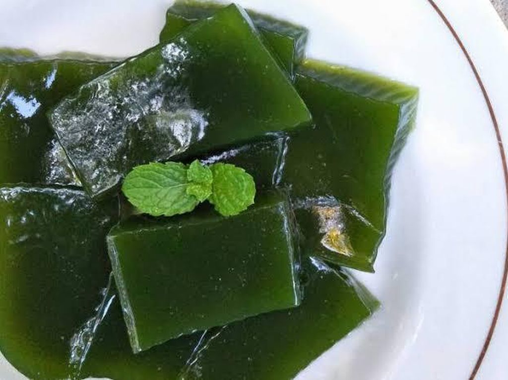 Yuk Kenali Manfaat Si Kenyal Cincau, Menu Favorit Untuk Berbuka Puasa Yuk Kenali Manfaat Si Kenyal Cincau, Menu Favorit Untuk Berbuka Puasa