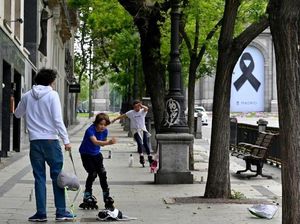 Hore! Anak-anak di Spanyol Bisa Bermain di Luar Usai Dikarantina 6 Minggu Hore! Anak-anak di Spanyol Bisa Bermain di Luar Usai Dikarantina 6 Minggu