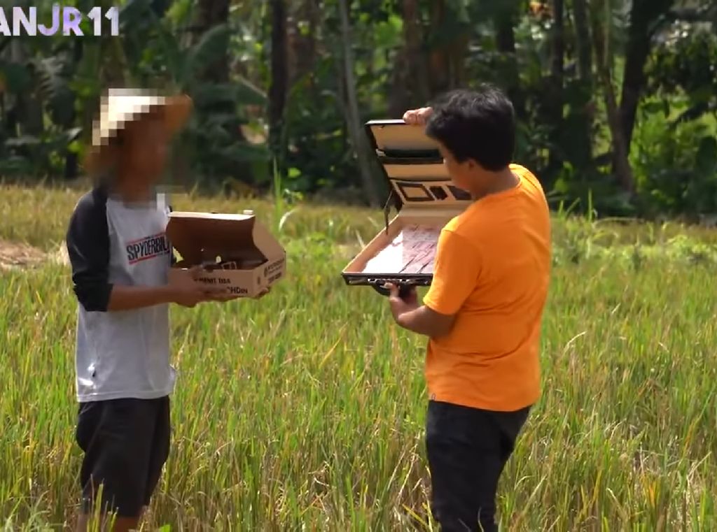 YouTuber yang Tawarkan Rp 10 Juta untuk Batalkan Puasa Minta Maaf YouTuber yang Tawarkan Rp 10 Juta untuk Batalkan Puasa Minta Maaf