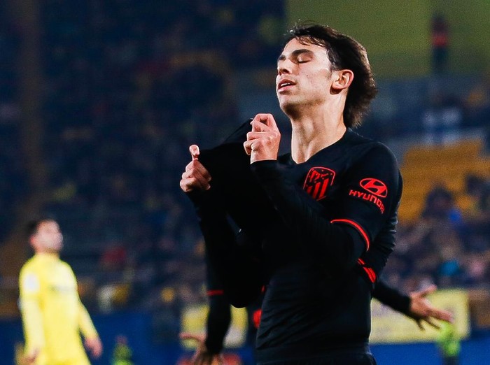 VILLAREAL, SPAIN - DECEMBER 06: Joao Felix of Atletico de Madrid laments after loses the ball during the Liga match between Villarreal CF and Club Atletico de Madrid at Estadio de la Ceramica on December 06, 2019 in Villareal, Spain. (Photo by Eric Alonso/Getty Images)