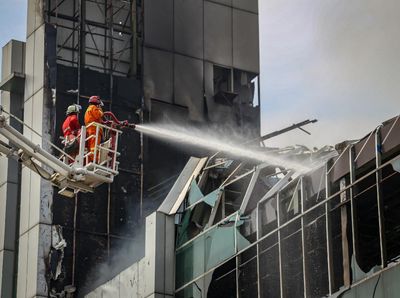 Penampakan Kobaran Api yang Melalap Gereja Christ Cathedral Serpong