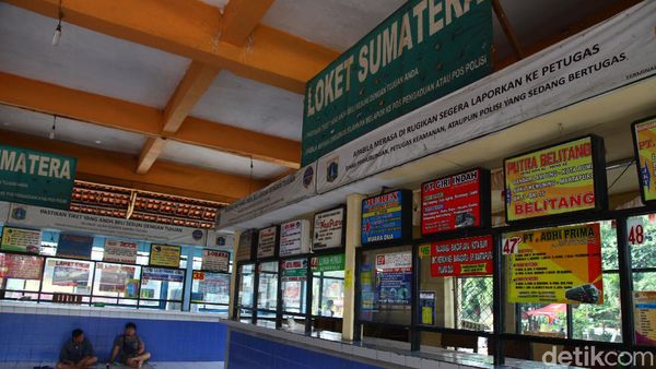 Nyaris Tanpa Aktivitas, Begini Sepinya Terminal Kampung Rambutan