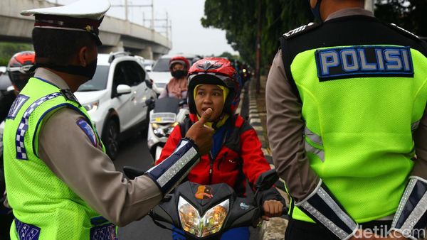 Pelanggar PSBB di Tangsel Masih Banyak Ditemukan