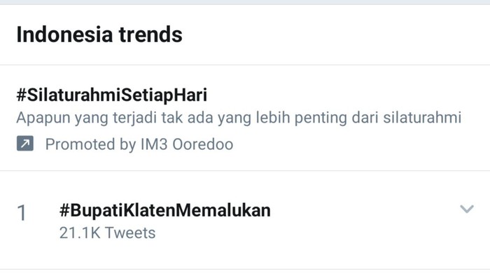 Tangkapan layar #BupatiKlatenMemalukan trending topic di Twitter Indonesia
