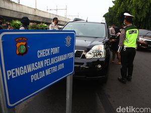 Terbongkarnya Penyelundupan Pemudik di Perbatasan Jakarta-Jawa Terbongkarnya Penyelundupan Pemudik di Perbatasan Jakarta-Jawa