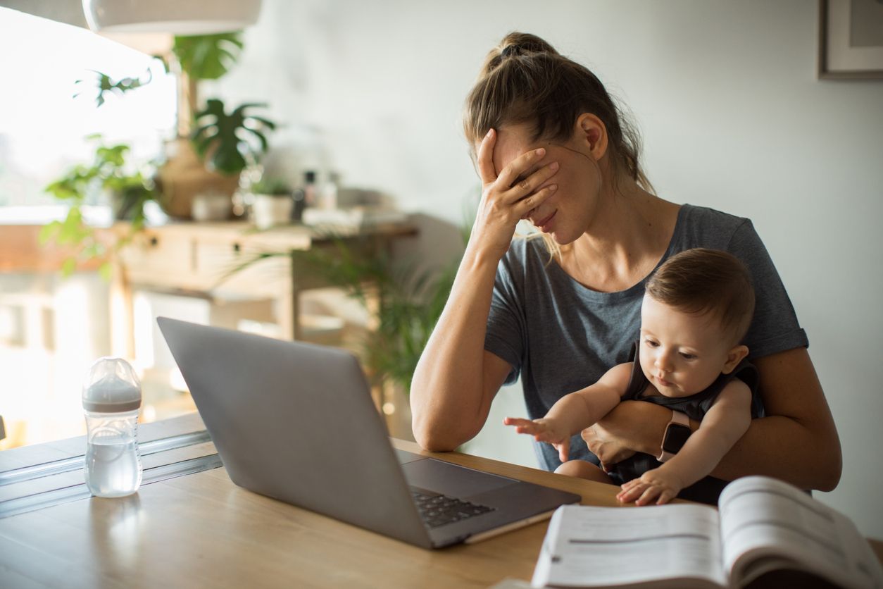 Ilustrasi work from home atau kerja dari rumah