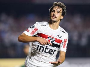 Ada Lagi Pemain Muda Brasil Dikaitkan dengan Madrid, Siapa Dia? Ada Lagi Pemain Muda Brasil Dikaitkan dengan Madrid, Siapa Dia?