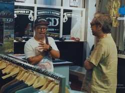 26 Tahun Berkiprah, Ini Kisah Sukses Dagadu Jadi Ikon Yogyakarta