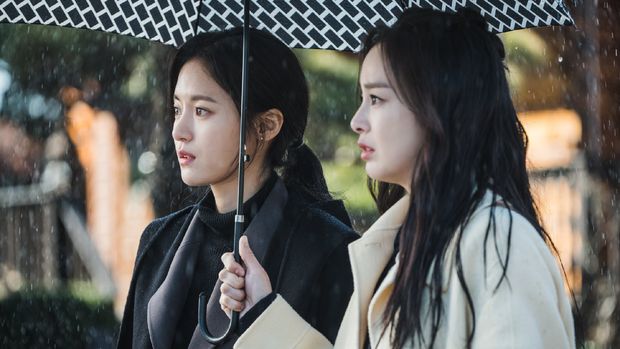 Go Bo-gyeol dan Kim Tae-hee dalam drama Hi Bye, Mama