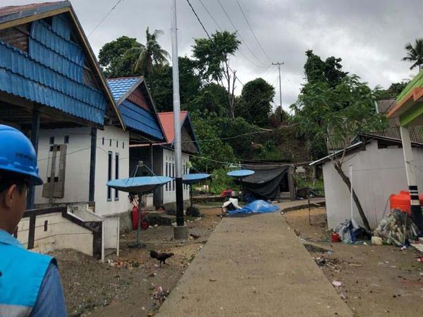 PLN Terangi 5 Dusun di Sulawesi Selatan dan Sulawesi Barat