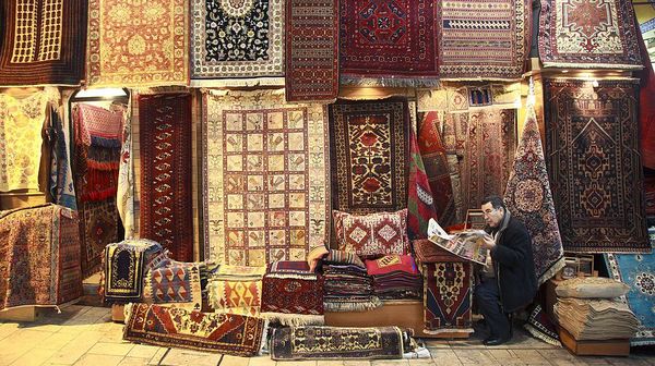 Menelusuri Jejak-jejak Kejayaan Islam di Benua Biru