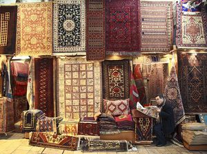 Menelusuri Jejak-jejak Kejayaan Islam di Benua Biru