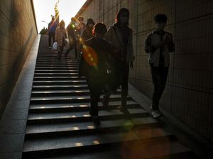 Wuhan Bangkit, Seluruh Pasien Corona Dipulangkan dari Rumah Sakit Wuhan Bangkit, Seluruh Pasien Corona Dipulangkan dari Rumah Sakit
