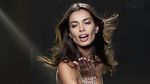 Foto: Model Cantik Istri Dani Alves yang Kangen Bali