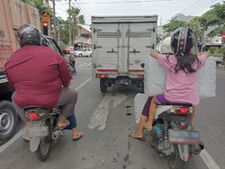 Masih Banyak Motor Berboncengan Saat PSBB Surabaya, Ini Kata Kadishub