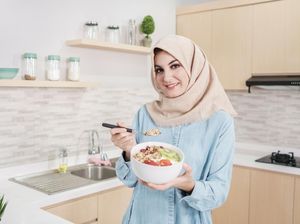 Rutinitas yang Harus Dijalani Selama Puasa agar Tetap Sehat dan Tak Lemas Rutinitas yang Harus Dijalani Selama Puasa agar Tetap Sehat dan Tak Lemas