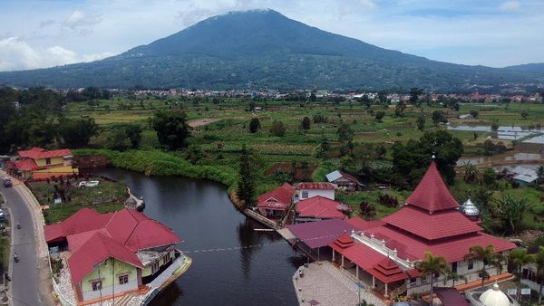 9 Masjid Tua Ini Layak Dikunjungi saat Ramadhan