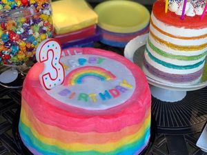 Duh, Lucunya! 10 Kreasi Kue Ini Berbahan Gulali Aneka Warna