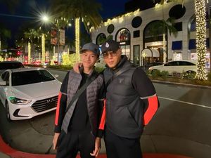 Deddy Corbuzier Tulis Kata Menyentuh saat Satu Panggung dengan Azka