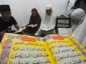 Ramadhan, Pembatasan Sosial, dan Tarbiyah Ruhani Ramadhan, Pembatasan Sosial, dan Tarbiyah Ruhani