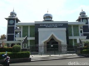 Melihat Saksi dan Bukti Penyebaran Islam di Purwakarta Melihat Saksi dan Bukti Penyebaran Islam di Purwakarta