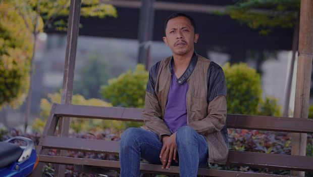 Perjuangan Furry 'Mas Pur' Jadi Artis, Modal Rp300 Ribu & Jadi Model Obat Panu