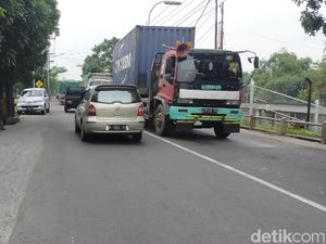 Ini Penyebab Kendaraan Luar Kota Lolos Masuk Surabaya Saat PSBB