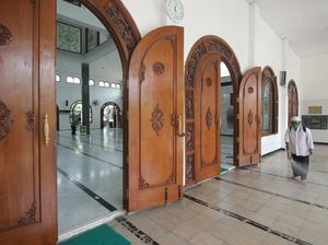 Masjid Rahmat Tertua di Surabaya, Jejak Dakwah Sunan Ampel Masjid Rahmat Tertua di Surabaya, Jejak Dakwah Sunan Ampel