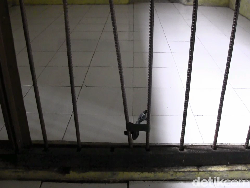 Seorang Tahanan di Lumajang Kabur dengan Andalkan Kantong Kresek