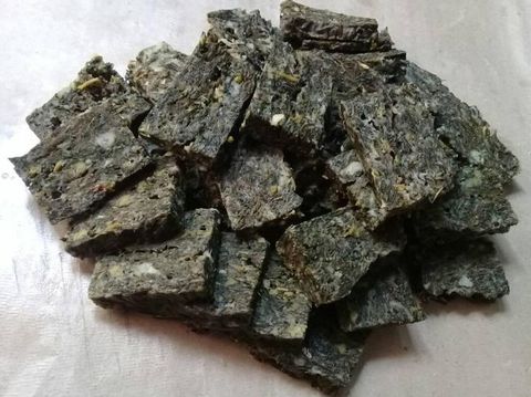 Dendeng daun singkong