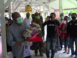 13 Hari Dirawat, Wabup Tana Toraja Dinyatakan Sembuh dari COVID-19
