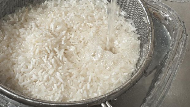 Tak Banyak yang Tahu, Simak 4 Tips Memasak Nasi agar Pulen Sempurna - Haibunda