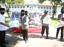 Banyuwangi Terus Sebar Masker Gratis Produksi UMKM ke Warga