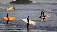 Kembali Ramai, Begini Geliat Aktivitas di Pantai Selandia Baru