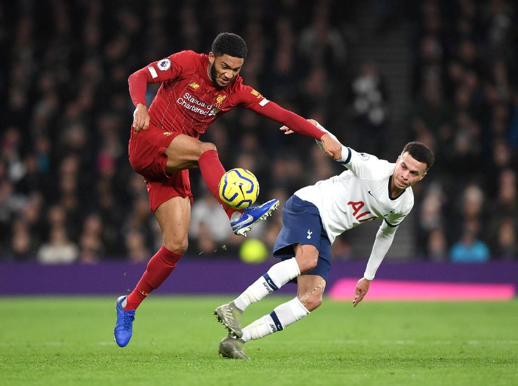 Joe Gomez: Rio Ferdinand Sosok Panutan Saya Joe Gomez: Rio Ferdinand Sosok Panutan Saya