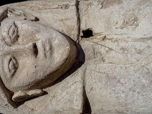 100 Mumi Telah Ditemukan di Mesir, Tapi Ada Hal yang Jadi Misteri 100 Mumi Telah Ditemukan di Mesir, Tapi Ada Hal yang Jadi Misteri